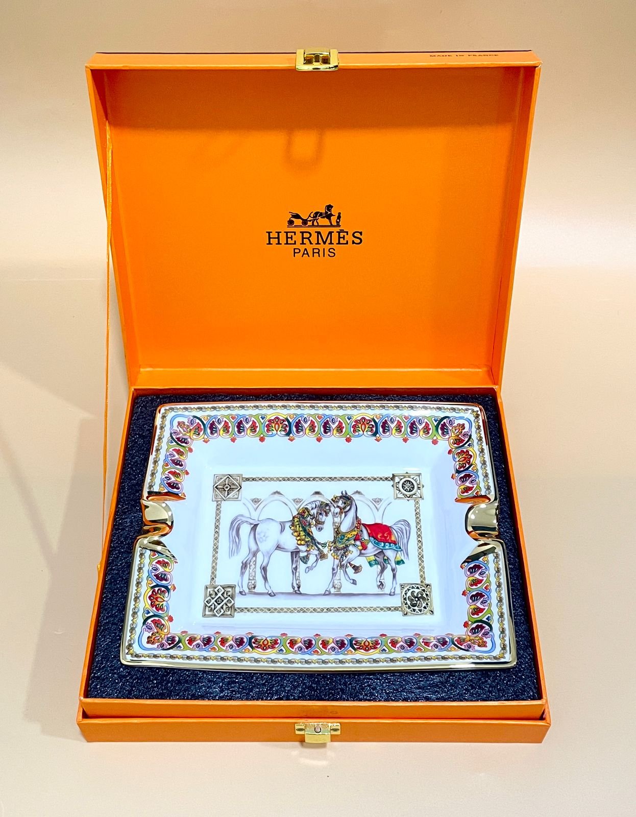 Trinket tray/ large ashtray Hermes two horses - Hermes Antiques | Aleppo Gift UAE
